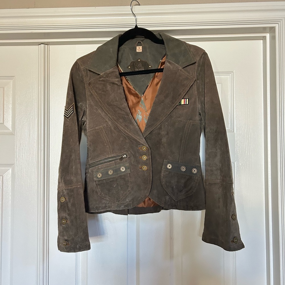 Stylish Wilson’s Leather OliveGreen military style jacket, size Small, GUC